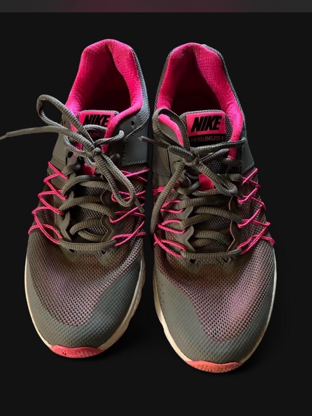 Nike Women’s Gray Athletic Sneakers with Pink Accents